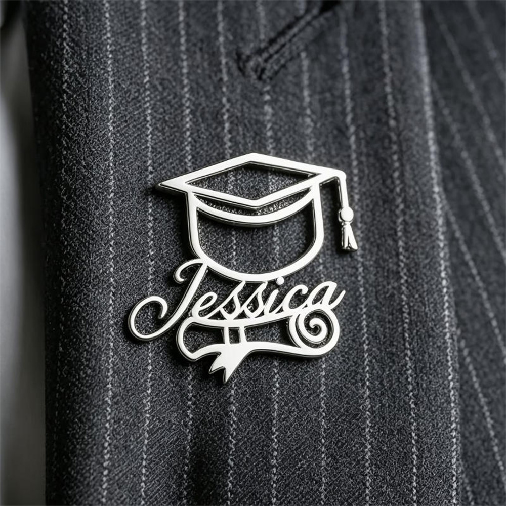 Bros Pin Nama Topi Wisuda Cust - Brooch Pin Gold ulasan dan harga