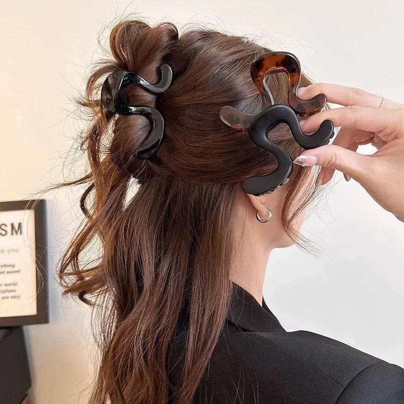 Jepit Rambut Desain Geometris  - Women Accessories Shop Design ulasan dan harga