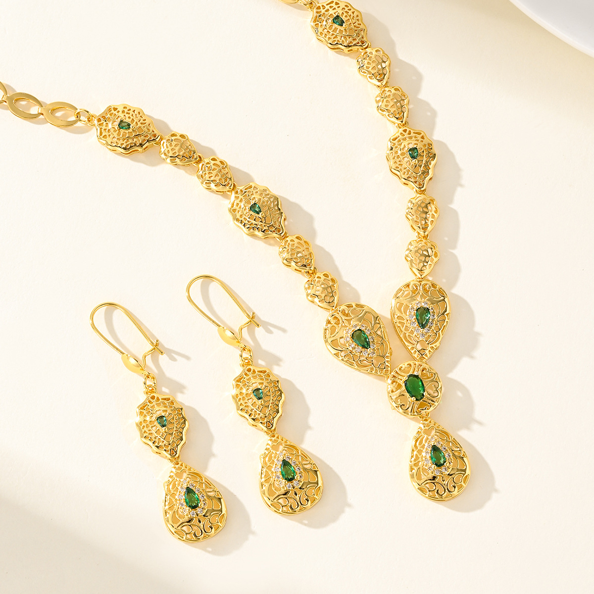 Set Perhiasan Emas 9999 - Set  - Women Accessories Dubai ulasan dan harga