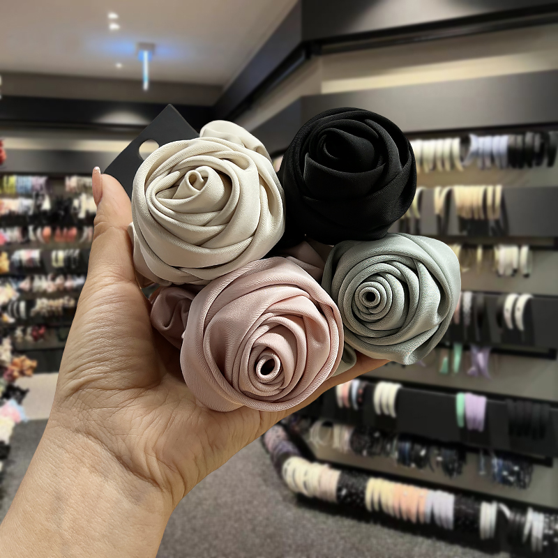 Aksesori desain khusus hiasan  - Women Accessories Shop Design ulasan dan harga