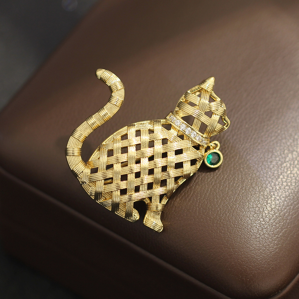 Bros Kucing Emas Desain Sense  - Brooch Pin Gold ulasan dan harga