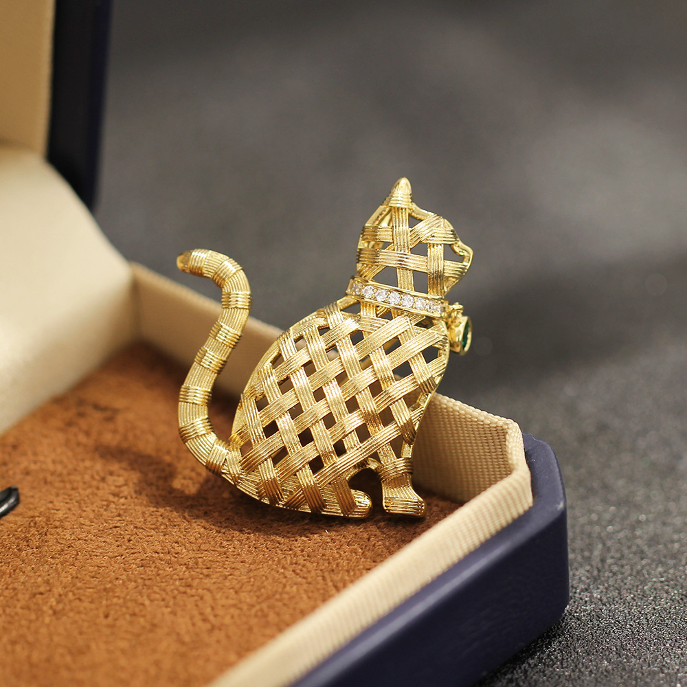 Bros Kucing Emas Desain Sense  - Brooch Pin Gold ulasan dan harga