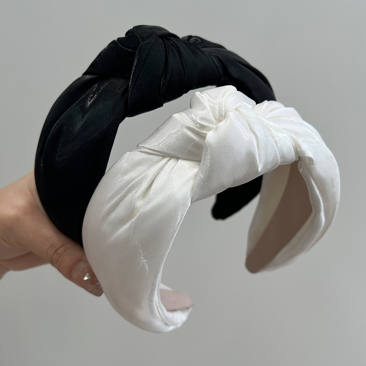 Headband Sutra Satin Elegan un - Women Accessories Shop Design ulasan dan harga